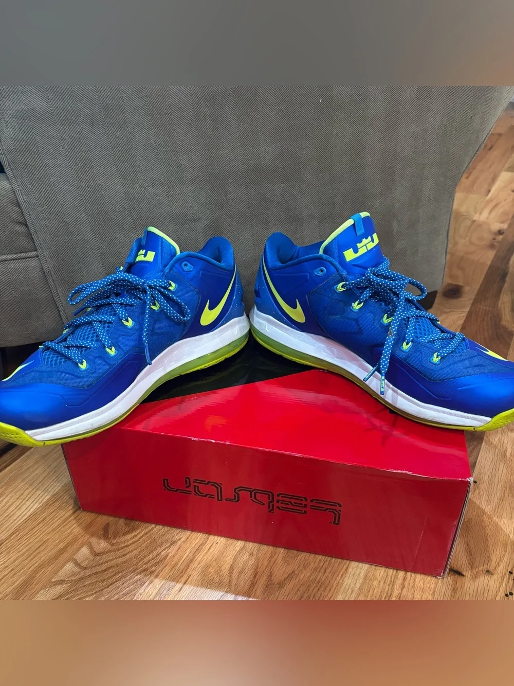 Size 12 - Nike Max LeBron 11 Low Sprite Blue W/ Box  642849-471